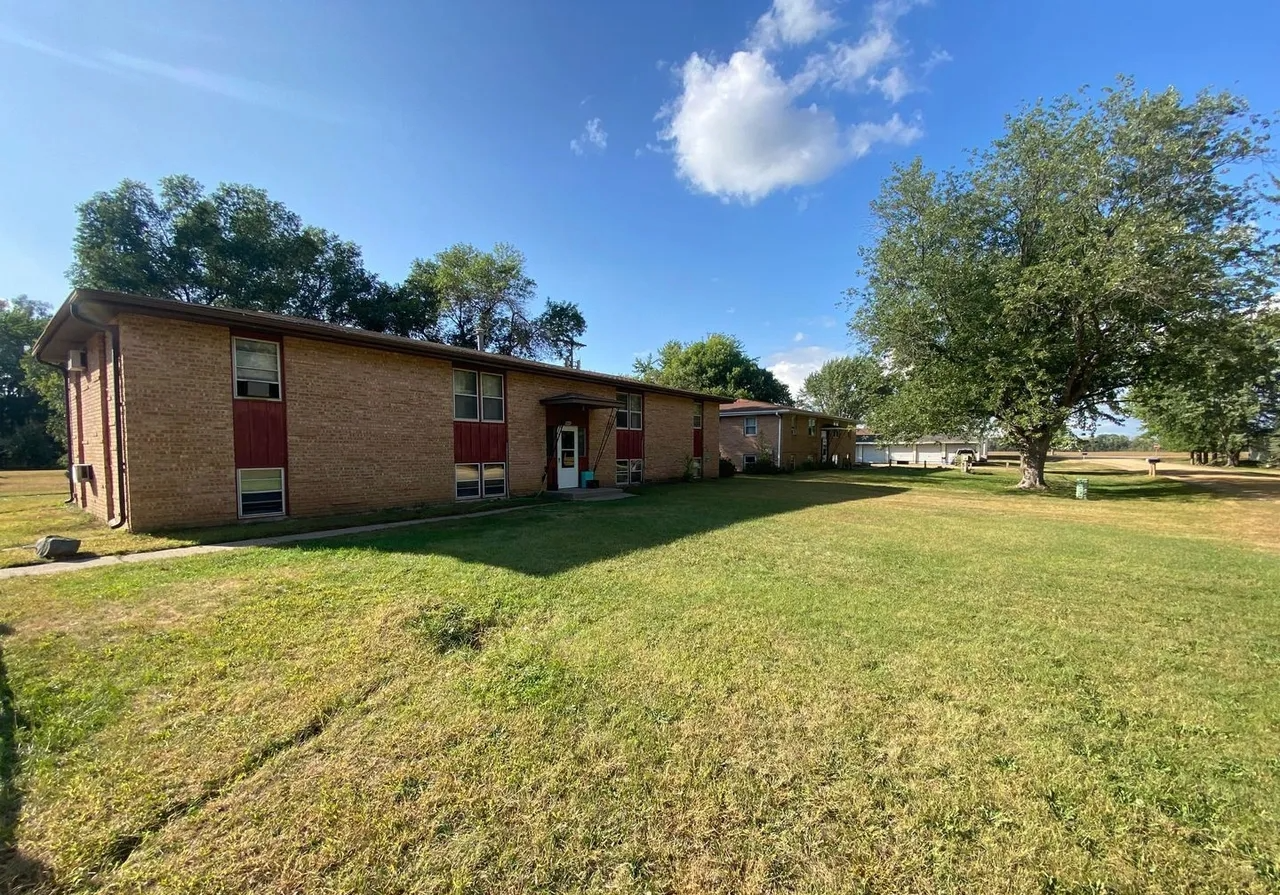 Property main image